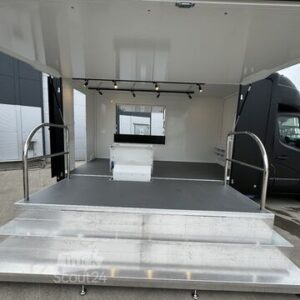 Renault Master 165 Messefahrzeug