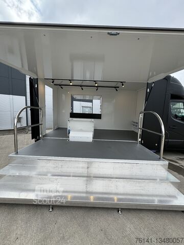 Renault Master 165 Messefahrzeug