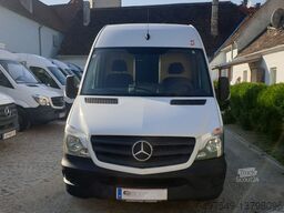 Mercedes-Benz 311CDI - Image 3