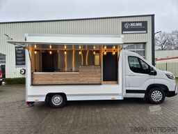 Maxus Food Truck Deliver 9 - Image 2