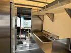 THIS IS A 22 FOOT KITCHEN FOOD TRUCK FOR 2025 custom build 956-890-5400 - Image 2