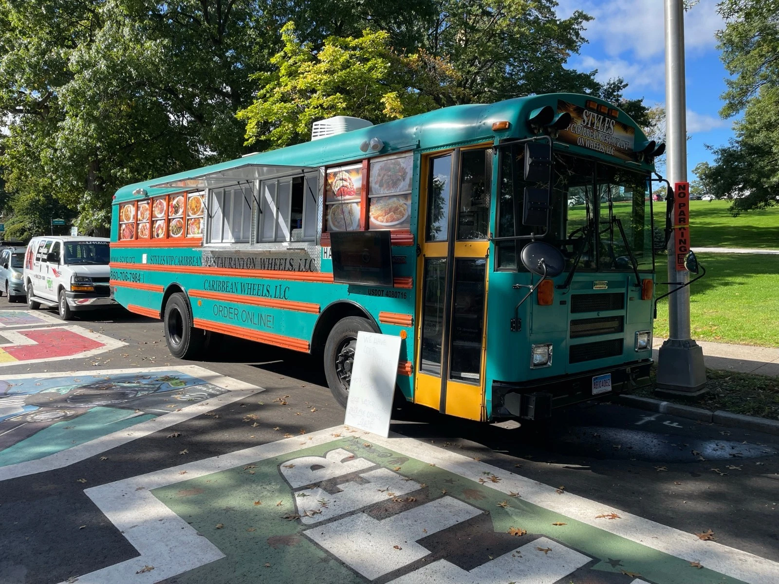 Food Truck, Custom Fully Loaded, Excellent Condition, Turqoise