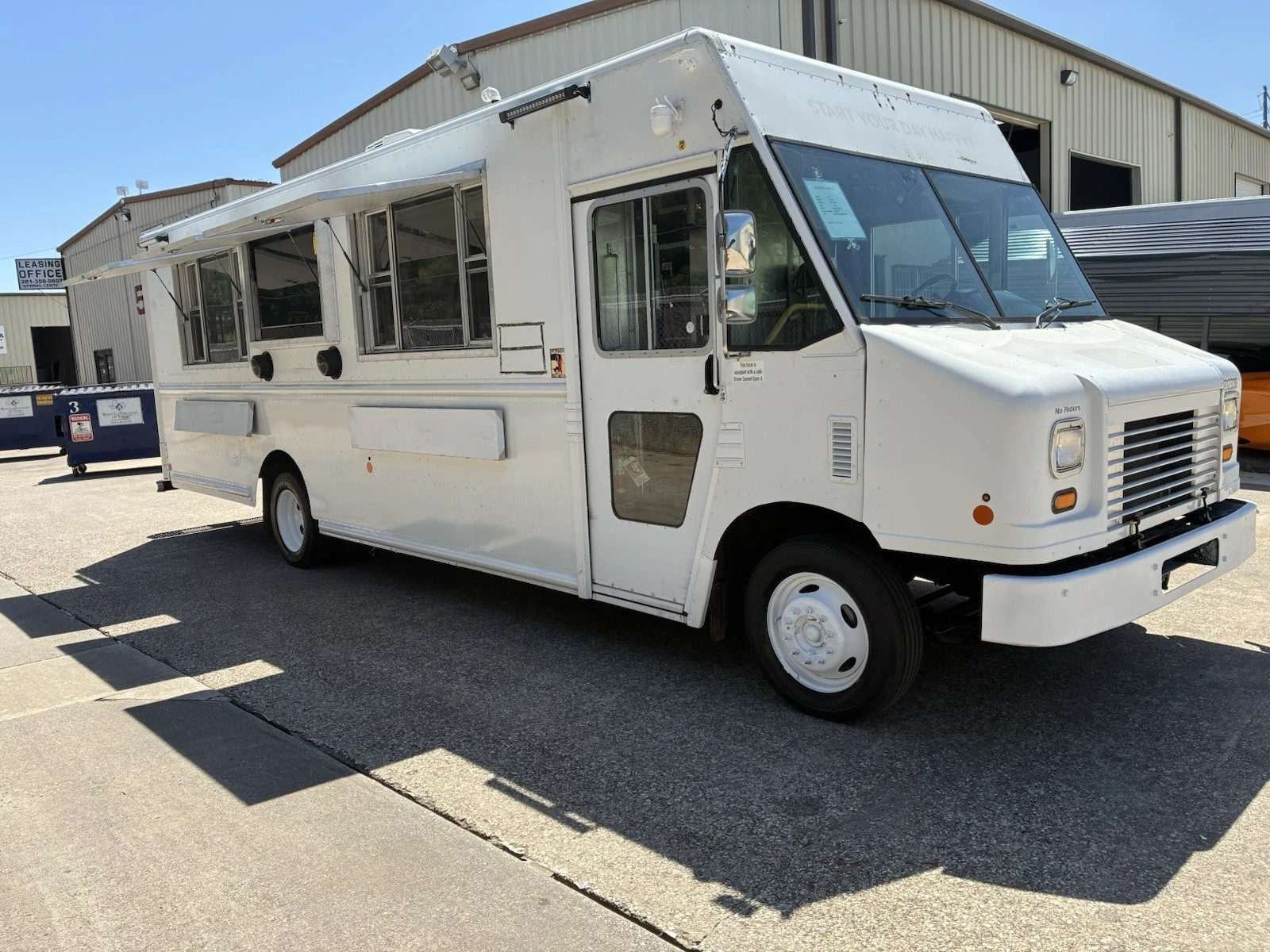 2025 Food Truck Brand New Kitchen.(free Delivery)