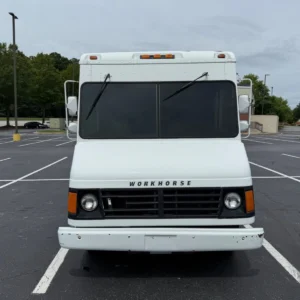 2002 Workhorse P42 Ice Cream Truck – Soft Serve • Generator • Sink • A/C – Ready